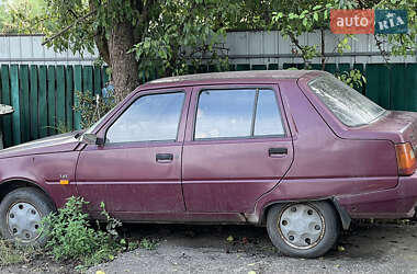 Лифтбек ЗАЗ 1103 Славута 2004 в 
