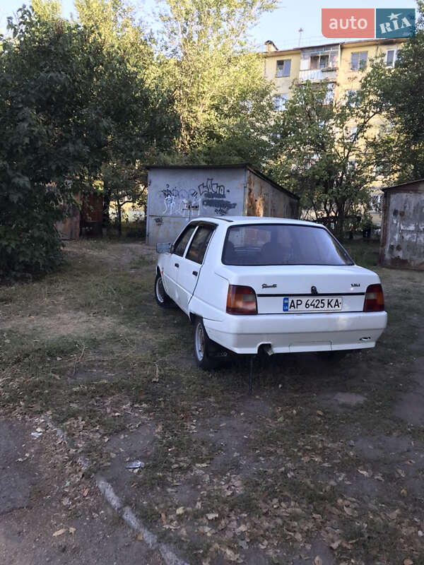 Лифтбек ЗАЗ 1103 Славута 2004 в Запорожье