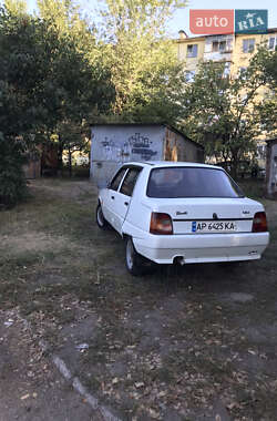 Лифтбек ЗАЗ 1103 Славута 2004 в 