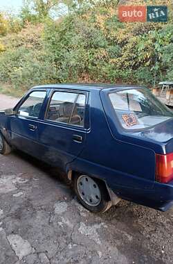 Лифтбек ЗАЗ 1103 Славута 2007 в 