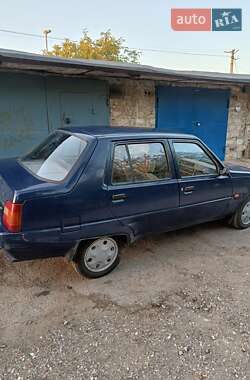 Лифтбек ЗАЗ 1103 Славута 2007 в 