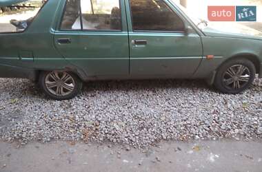 Лифтбек ЗАЗ 1103 Славута 2006 в 