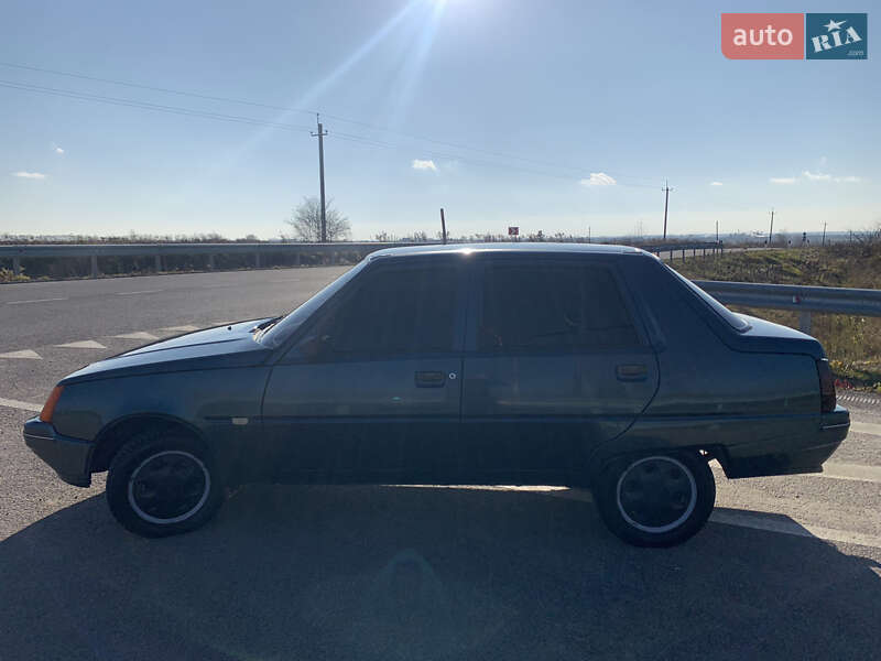 Ліфтбек ЗАЗ 1103 Славута 2005 в Городку