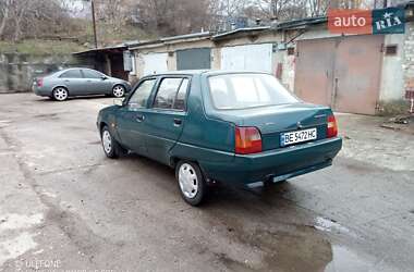 Лифтбек ЗАЗ 1103 Славута 2004 в 