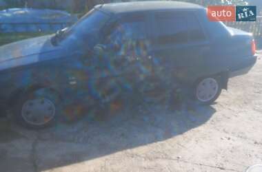Лифтбек ЗАЗ 1103 Славута 2005 в 