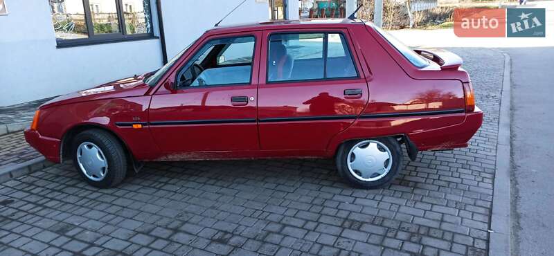 Лифтбек ЗАЗ 1103 Славута 2004 в Здолбунове фото 11 Лифтбек ЗАЗ 1103 Славута 2004 в Здолбунове