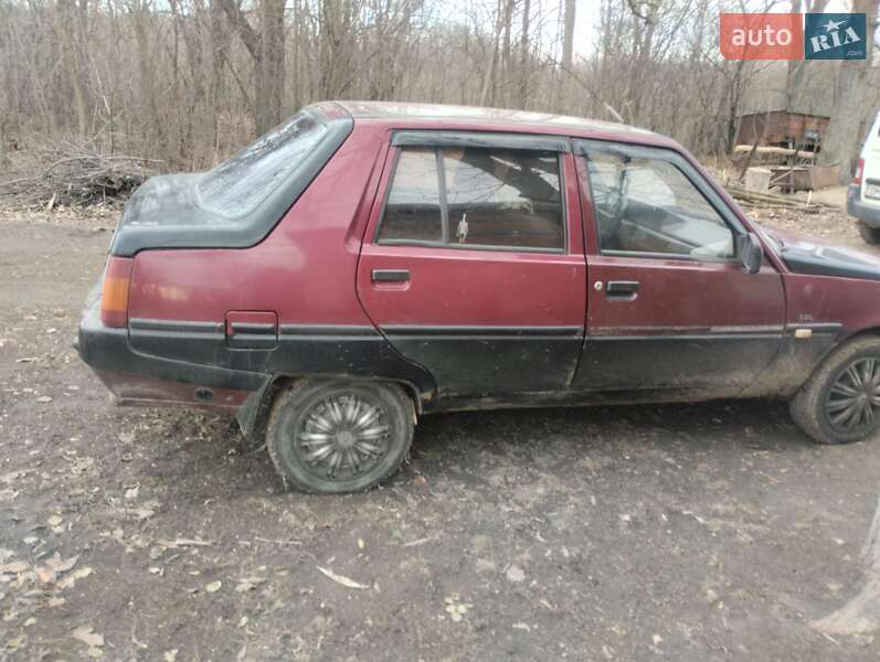 ЗАЗ 1103 Славута 2001