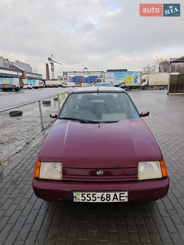 Лифтбек ЗАЗ 1103 Славута 2004 в Днепре