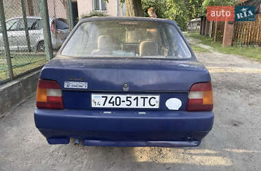 Лифтбек ЗАЗ 1103 Славута 2003 в 