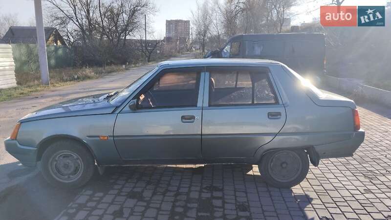 Ліфтбек ЗАЗ 1103 Славута 2006 в Запоріжжі