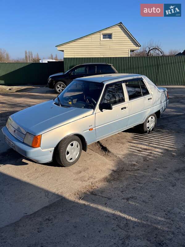 Ліфтбек ЗАЗ 1103 Славута 2004 в Іванкові