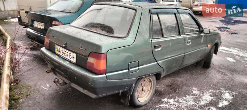 Лифтбек ЗАЗ 1103 Славута 2006 в Софиевской Борщаговке