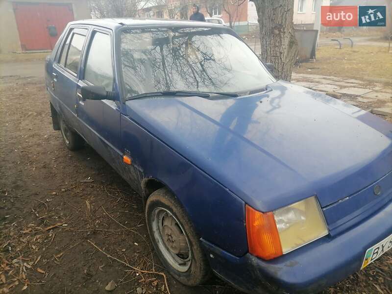 Ліфтбек ЗАЗ 1103 Славута 2003 в Гощі фото 3 Ліфтбек ЗАЗ 1103 Славута 2003 в Гощі