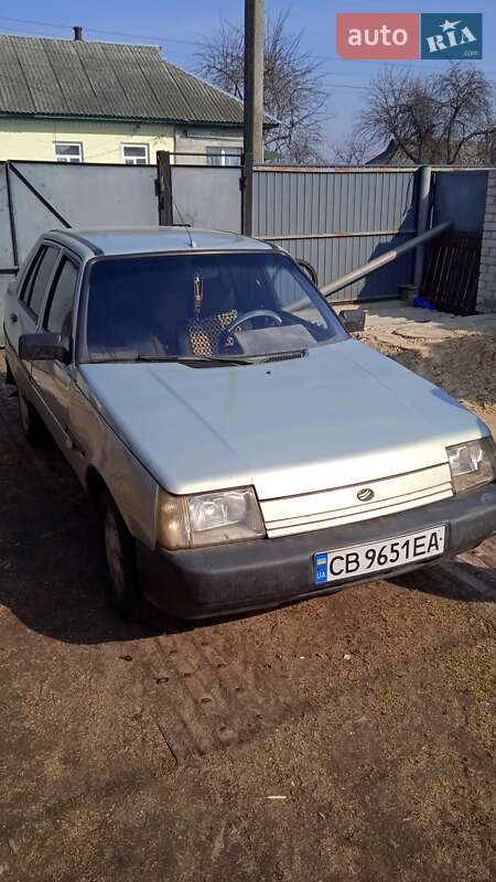 Лифтбек ЗАЗ 1103 Славута 2006 в 