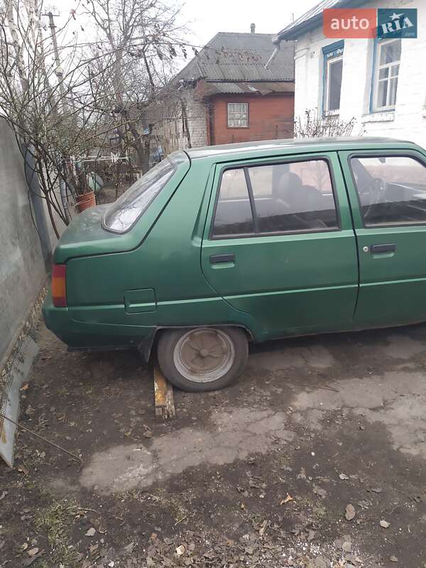 Лифтбек ЗАЗ 1103 Славута 2003 в Нежине