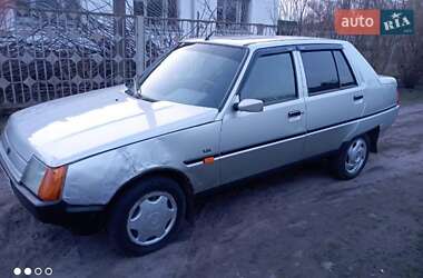 Лифтбек ЗАЗ 1103 Славута 2004 в 
