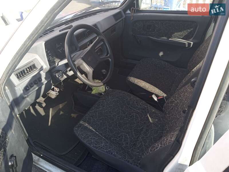 Ліфтбек ЗАЗ 1103 Славута 2007 в Києві фото 8 Ліфтбек ЗАЗ 1103 Славута 2007 в Києві