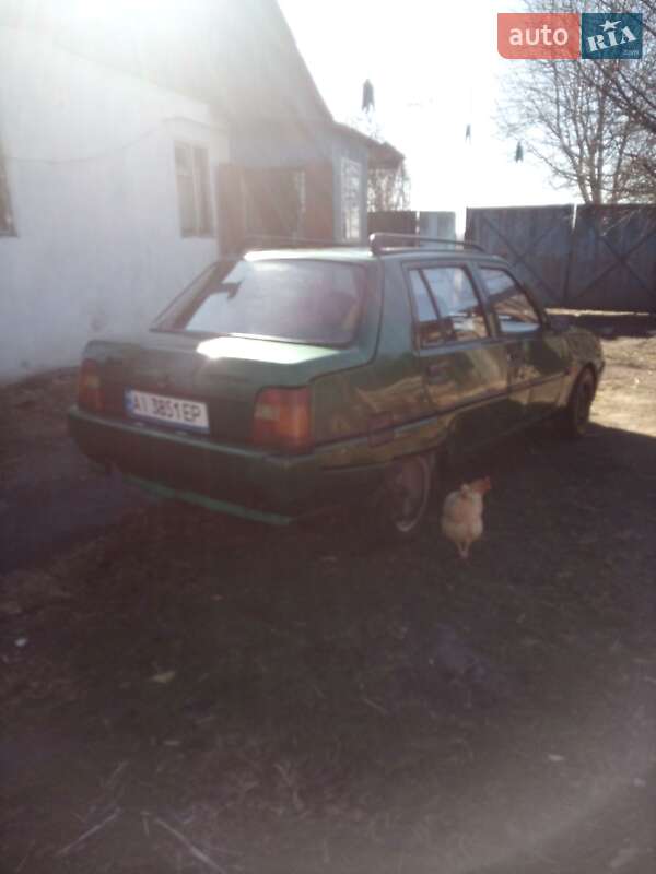 Ліфтбек ЗАЗ 1103 Славута 2002 в Ямпілю