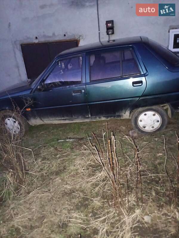 Ліфтбек ЗАЗ 1103 Славута 2004 в Миколаєві фото 3 Ліфтбек ЗАЗ 1103 Славута 2004 в Миколаєві