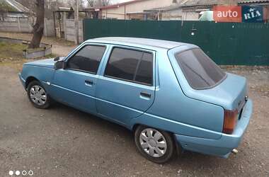Ліфтбек ЗАЗ 1103 Славута 2003 в 