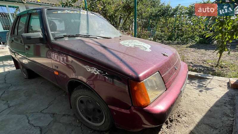 Ліфтбек ЗАЗ 1103 Славута 2001 в Сараті