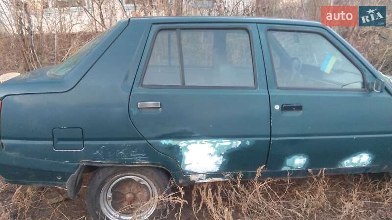 Лифтбек ЗАЗ 1103 Славута 2004 в Сквире фото 3 Лифтбек ЗАЗ 1103 Славута 2004 в Сквире