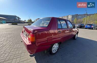 Лифтбек ЗАЗ 1103 Славута 2003 в 