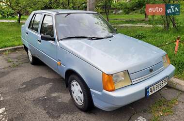 Лифтбек ЗАЗ 1103 Славута 2004 в 