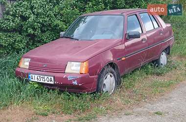 Лифтбек ЗАЗ 1103 Славута 2005 в Киеве