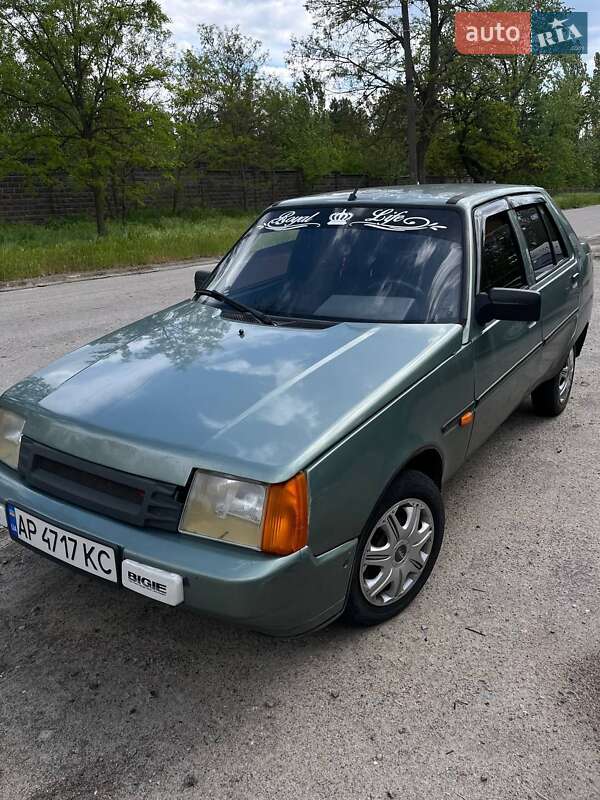 Лифтбек ЗАЗ 1103 Славута 2006 в 