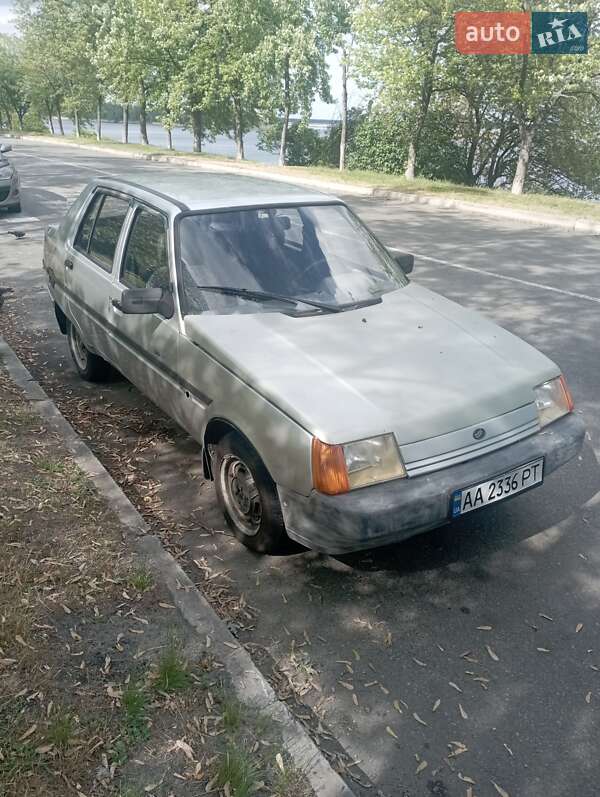 Лифтбек ЗАЗ 1103 Славута 2005 в Украинке