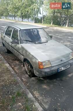 Лифтбек ЗАЗ 1103 Славута 2005 в 