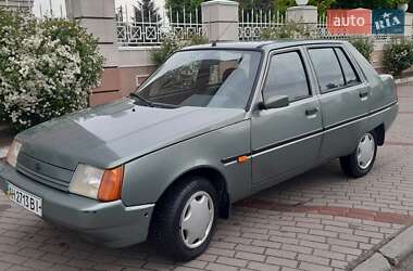 Лифтбек ЗАЗ 1103 Славута 2006 в 