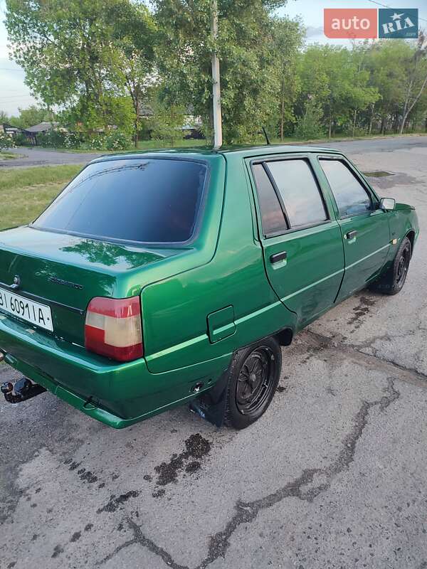 Ліфтбек ЗАЗ 1103 Славута 2002 в Нових Санжарах