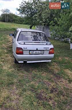 Лифтбек ЗАЗ 1103 Славута 2000 в 