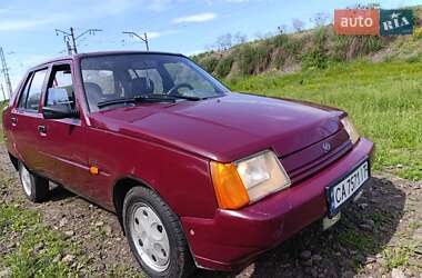 Лифтбек ЗАЗ 1103 Славута 2004 в Смеле