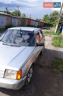 Ліфтбек ЗАЗ 1103 Славута 2000 в 