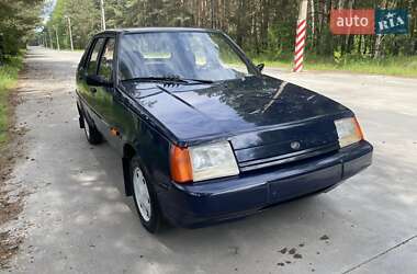 Ліфтбек ЗАЗ 1103 Славута 2008 в 