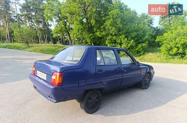 Лифтбек ЗАЗ 1103 Славута 2003 в 