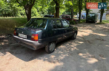 Лифтбек ЗАЗ 1103 Славута 2004 в 