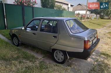 Лифтбек ЗАЗ 1103 Славута 1999 в 