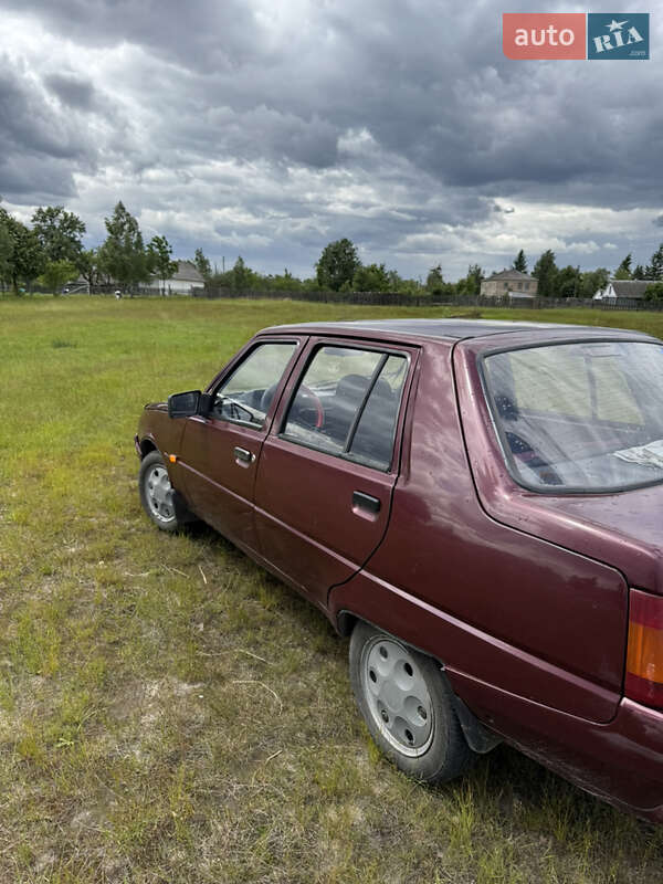 Лифтбек ЗАЗ 1103 Славута 2007 в Рокитном