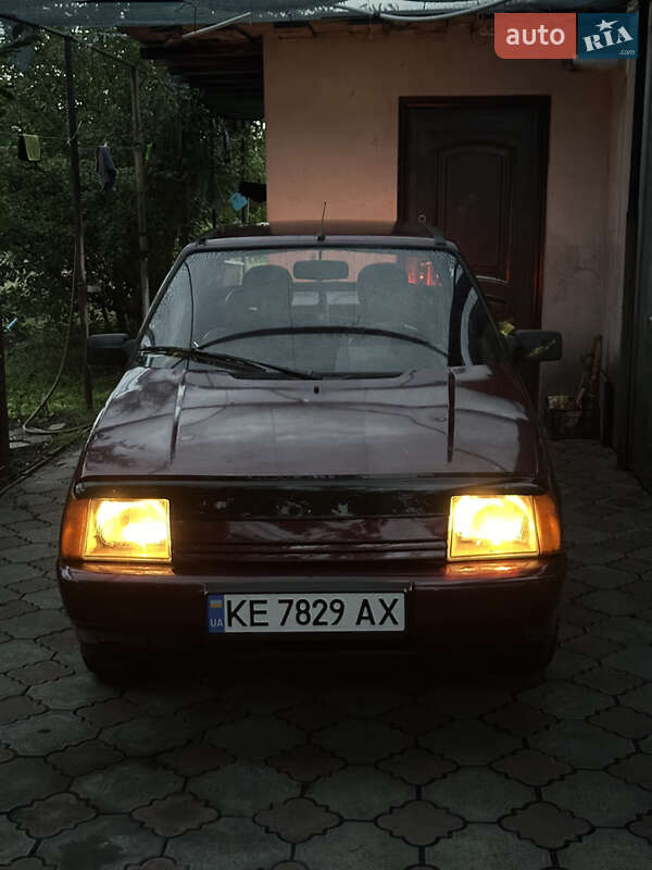 Лифтбек ЗАЗ 1103 Славута 2000 в Терновке