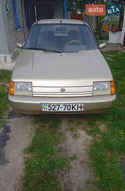 Ліфтбек ЗАЗ 1103 Славута 2001 в Шрамківці