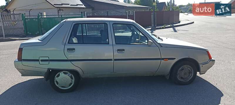 Лифтбек ЗАЗ 1103 Славута 2008 в Хмельнике фото 4 Лифтбек ЗАЗ 1103 Славута 2008 в Хмельнике