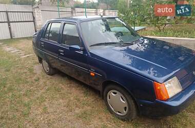 Лифтбек ЗАЗ 1103 Славута 2004 в Черкассах