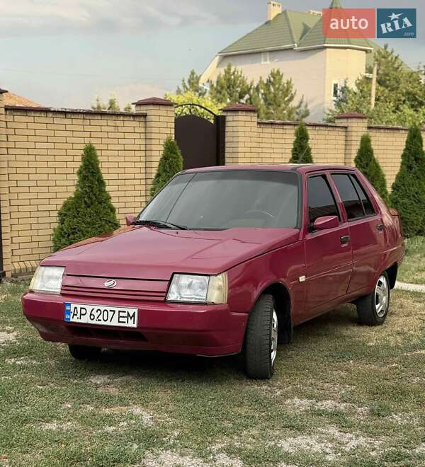Лифтбек ЗАЗ 1103 Славута 2004 в Запорожье