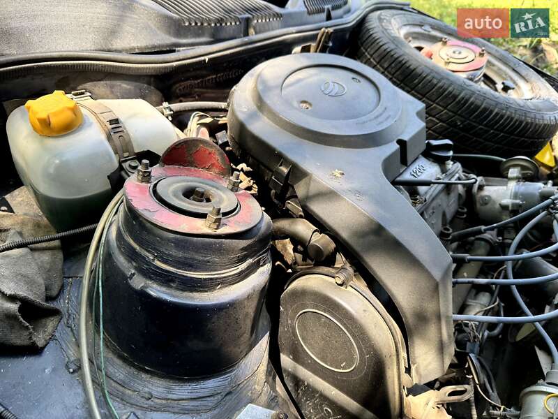 Лифтбек ЗАЗ 1103 Славута 2005 в Почаеве