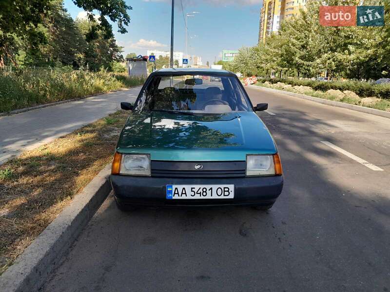 Лифтбек ЗАЗ 1103 Славута 2007 в Киеве