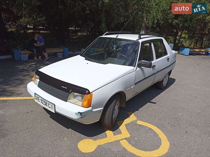 Лифтбек ЗАЗ 1103 Славута 2008 в Днепре